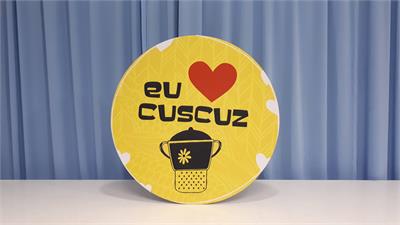 Painel Sublimado Redondo Amo Cuzcuz 60Cm - BB Festas Aluguel 