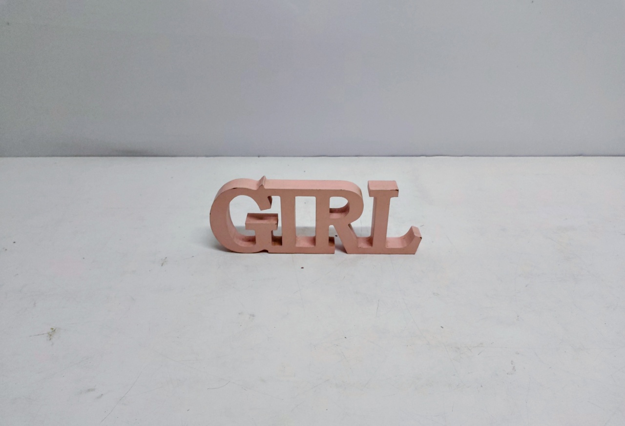 Letreiro Girl Rosa Mdf 8Cm Alt X 20Cm Larg  - BB Festas Aluguel 