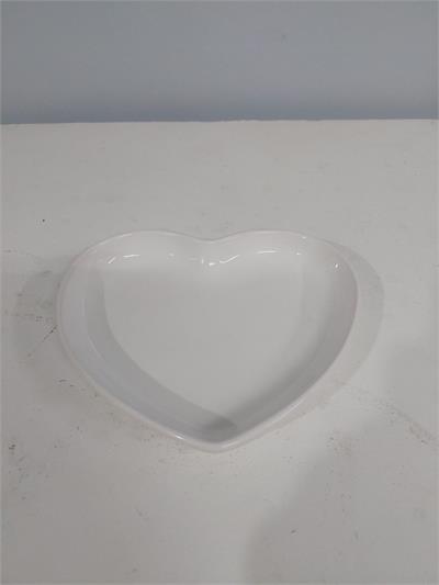Bandeja Coração P Branco 3Cm Alt 16Cm Larg X 18Cm Comp - BB Festas Aluguel 