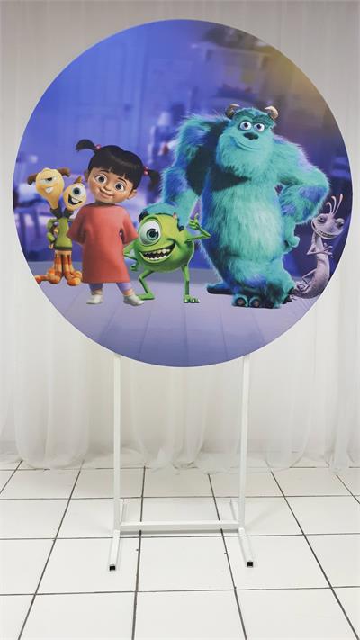 Painel Sublimado Redondo Mostros Sa 1,30Cm - BB Festas Aluguel 
