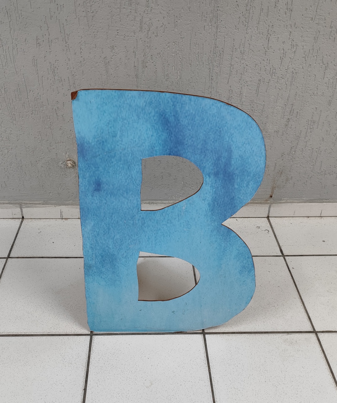 Totem de Chão Letra B Azul 80Cm X 50Cm - BB Festas Aluguel 