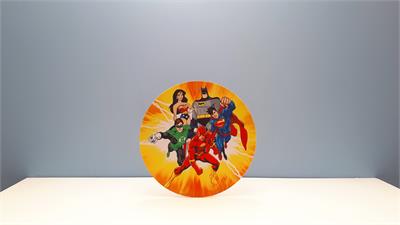 Painel Sublimado Redondo Liga da Justiça Animada 60Cm - BB Festas Aluguel 