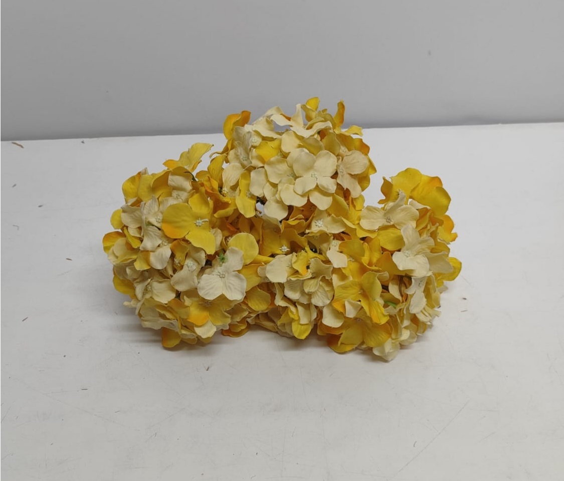 Arranjo Flor Hortênsia Amarelo - BBFestasAluguel 
