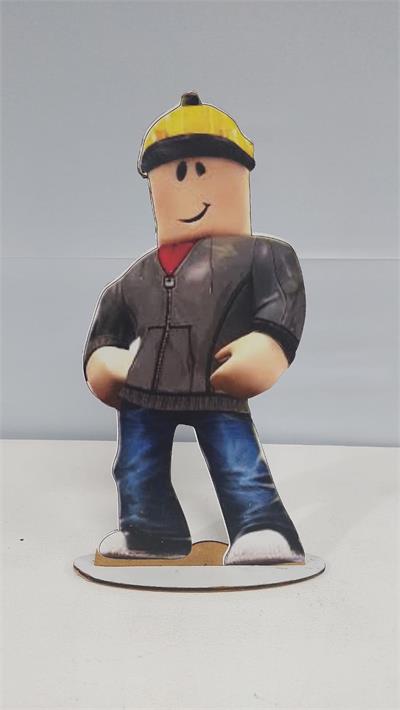 Totem Personagem (Roblox) Com Gorro Em Mdf 35Cm X 20Cm - BB Festas Aluguel 