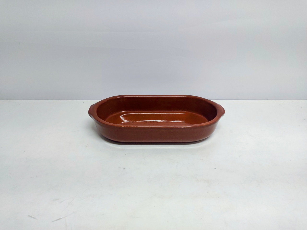 Refratário Oval/P Marrom 6Cm Alt X 18Cm Larg X 34Cm Comp - BB Festas Aluguel 