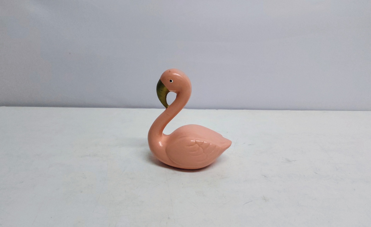 Flamingo Rosa 16Cm Alt X 8Cm Larg X 14Cm Comp  - BB Festas Aluguel 