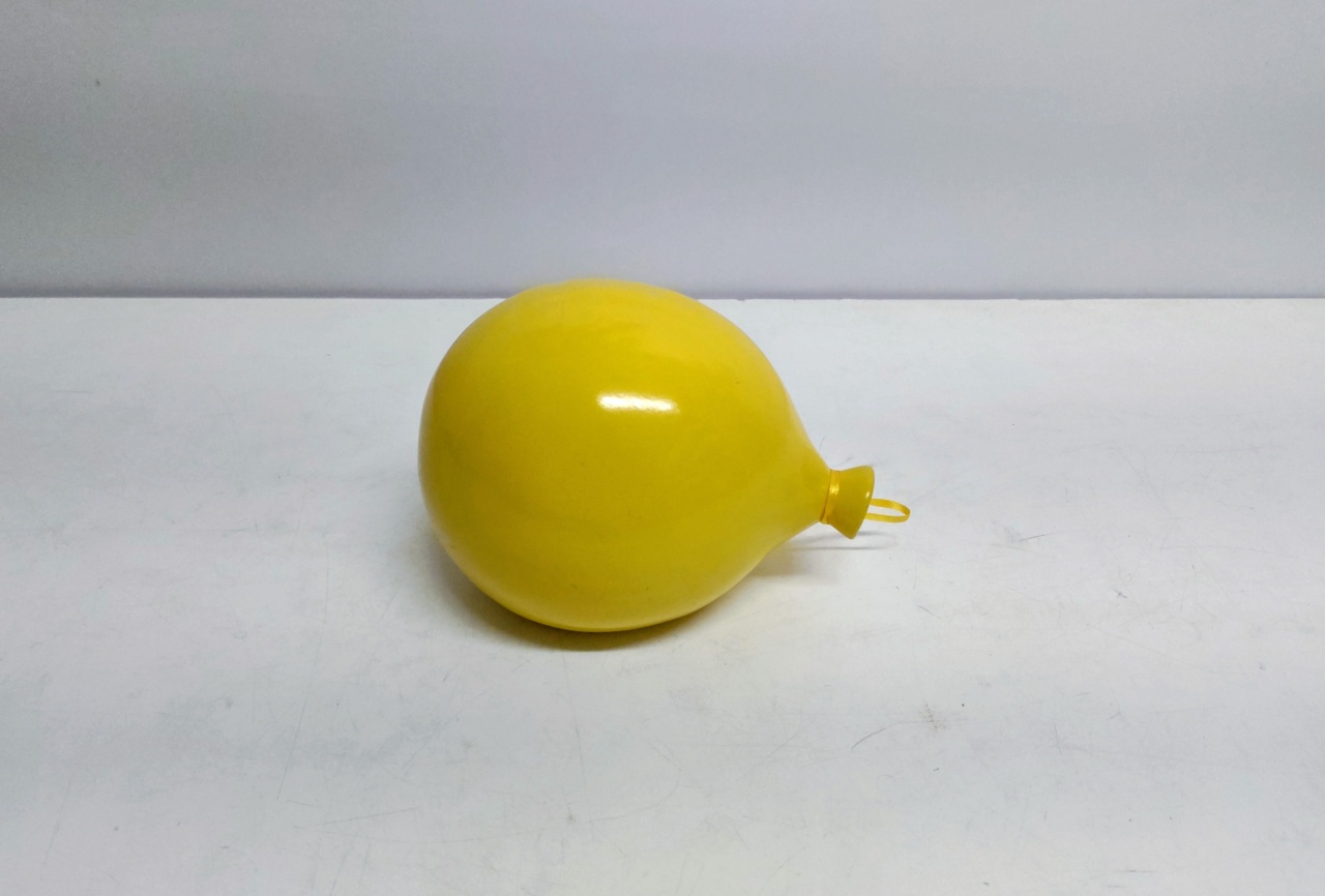 Balão/M Amarelo Decorativo 13Cm Alt X 13Cm Diametro  - BB Festas Aluguel 