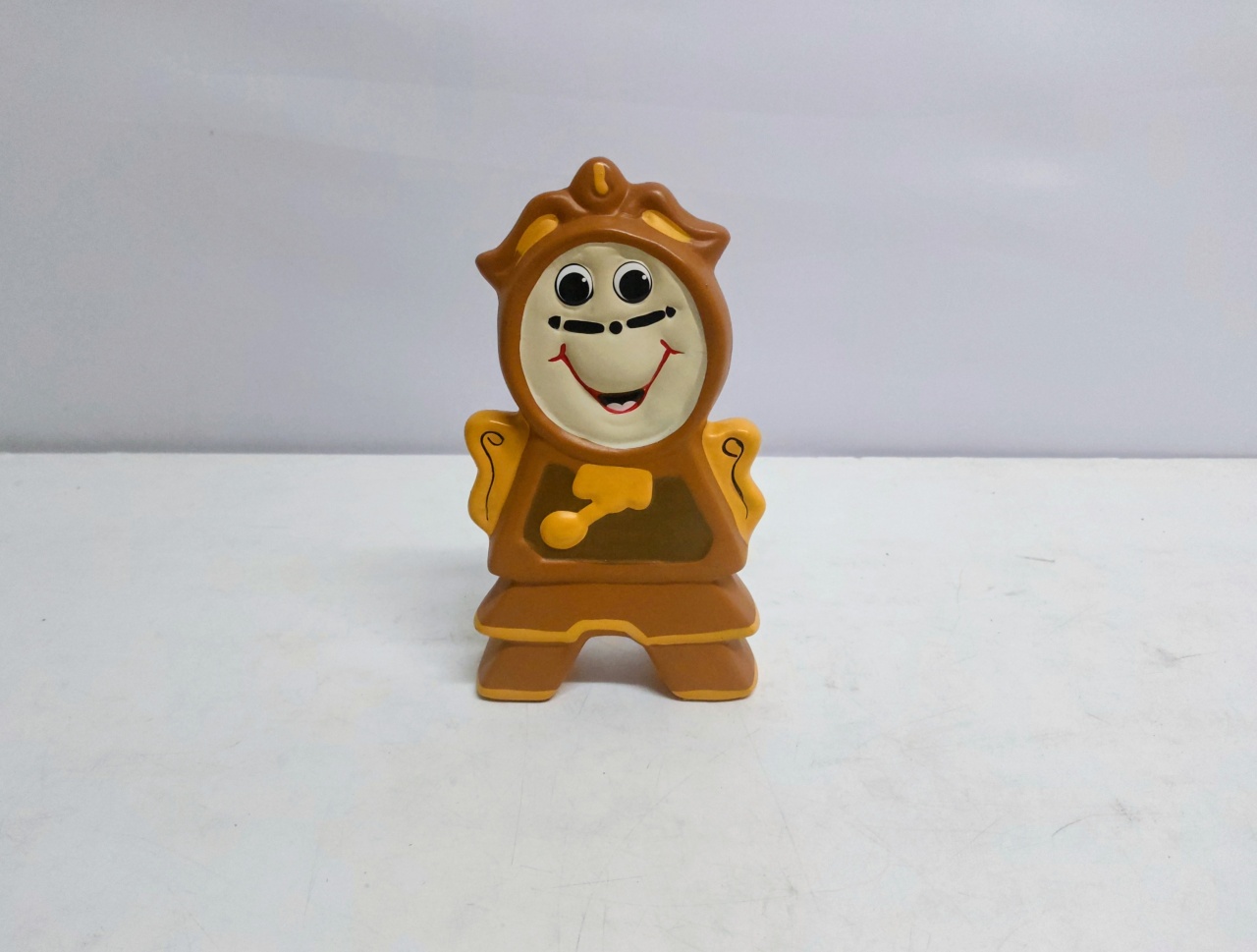  Personagem Horloge (Bela E A Fera) 23Cm Alt X 18Cm Larg X 5Cm Comp - BB Festas Aluguel 