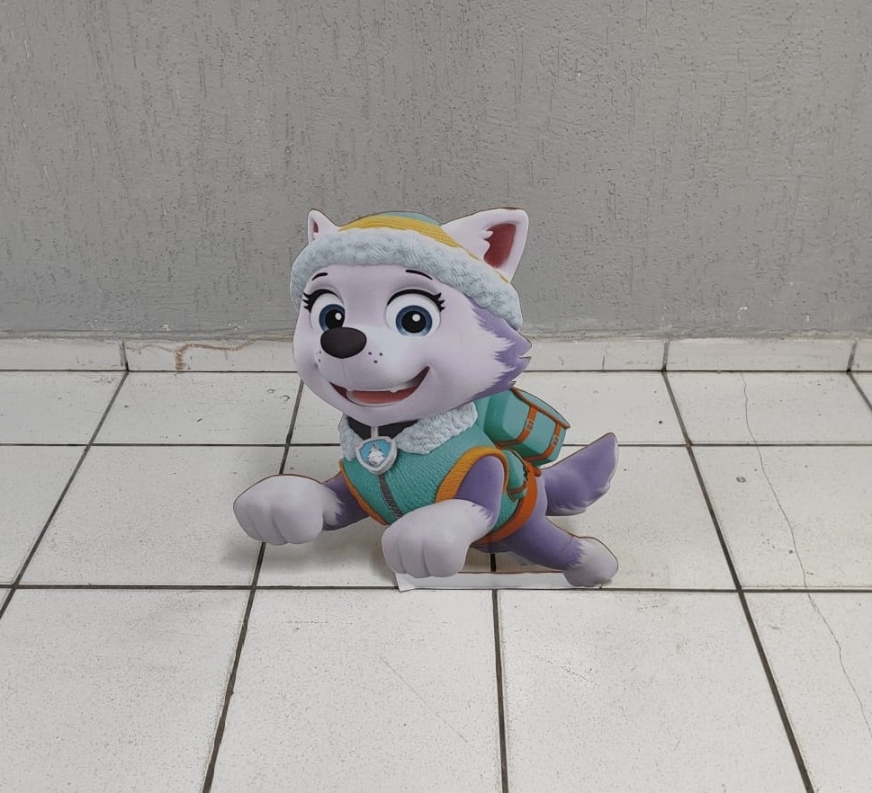 Totem de Chão Personagem Everest (Patrulha Canina) 60Cm X 50Cm  - BB Festas Aluguel 