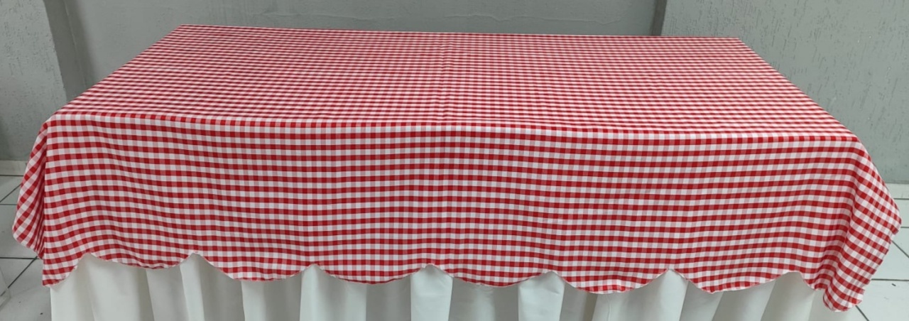 Tampo Decorativo Xadrez Vermelho - BBFestasAluguel 