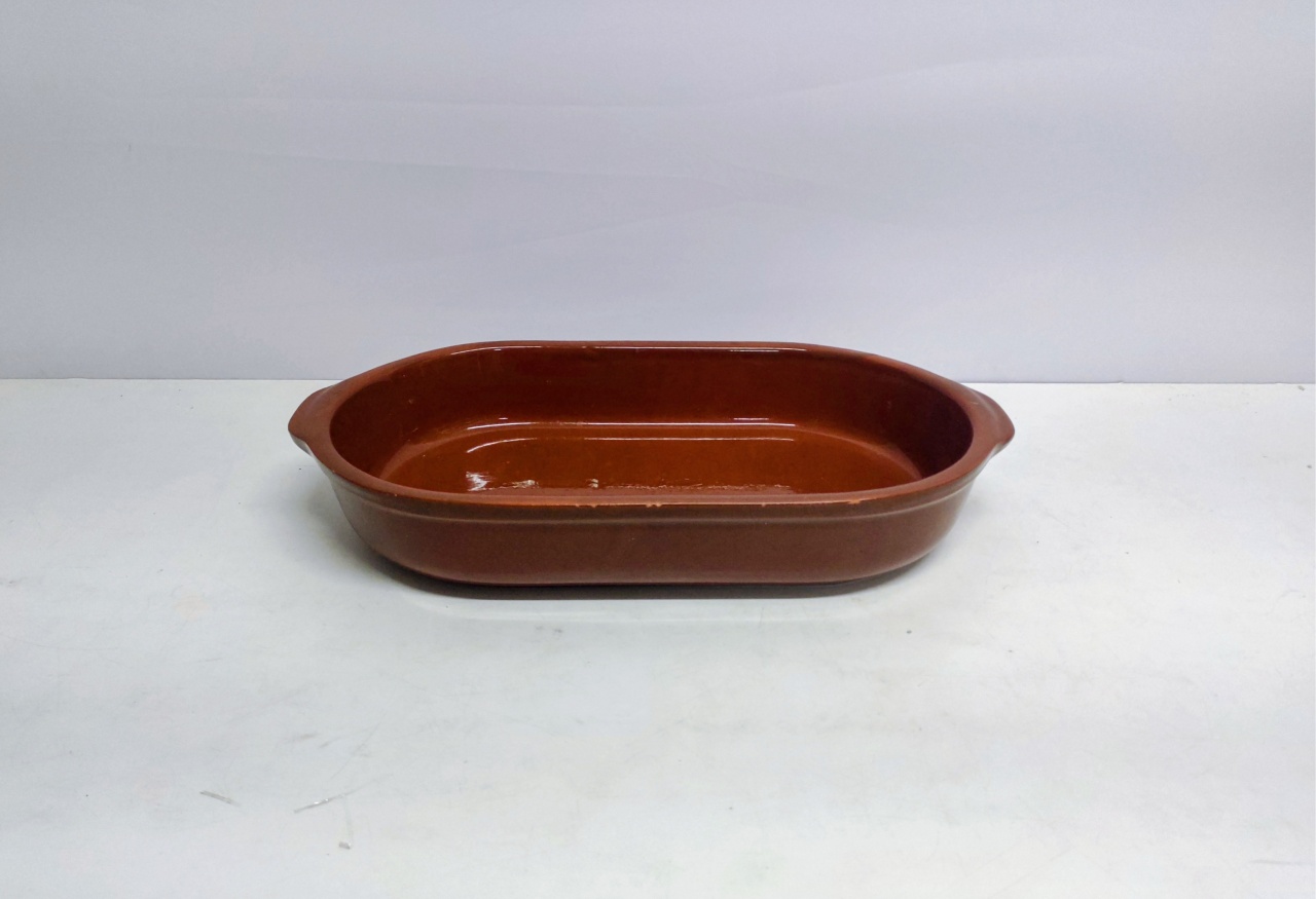 Refratário Oval/M Marrom 7Cm Alt X 24Cm Larg X 43Cm Comp - BB Festas Aluguel 
