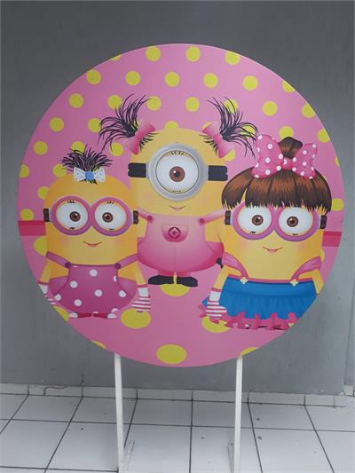 Painel Sublimado Redondo Minions de Menina 1,30Cm - BB Festas Aluguel 