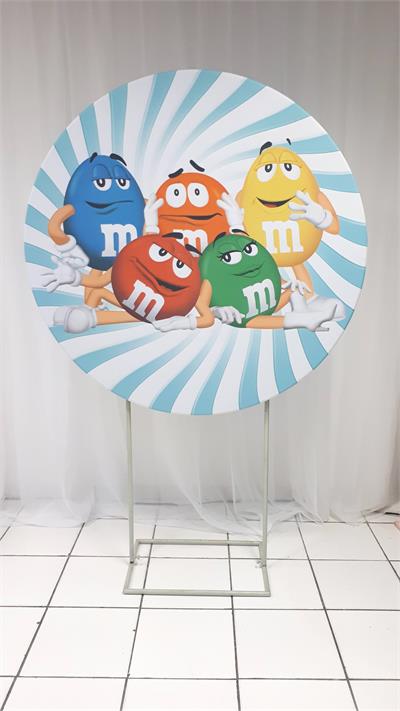 Painel Sublimado Redondo M&M 1,30Cm - BB Festas Aluguel 