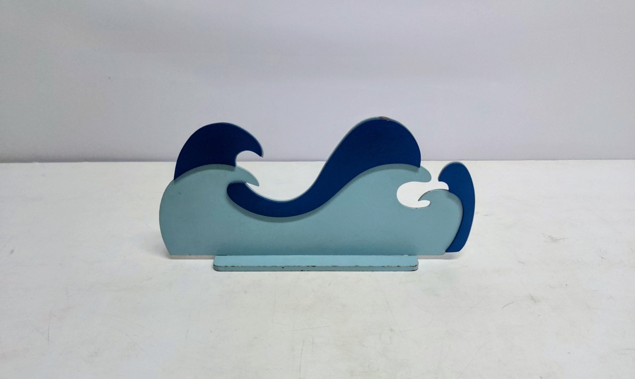 Totem Ondas Azul Claro E Marinho 15Cm Alt X 30Cm Larg  - BB Festas Aluguel 