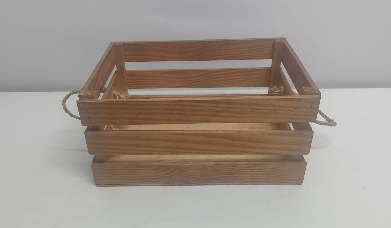 Caixote Rústico Com Alça M 18Cm X 35Cm X 25Cm  - BB Festas Aluguel 