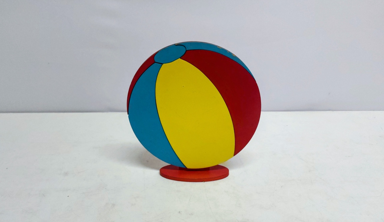 Totem Bola de Praia 22Cm Alt X 20Cm Larg  - BB Festas Aluguel 