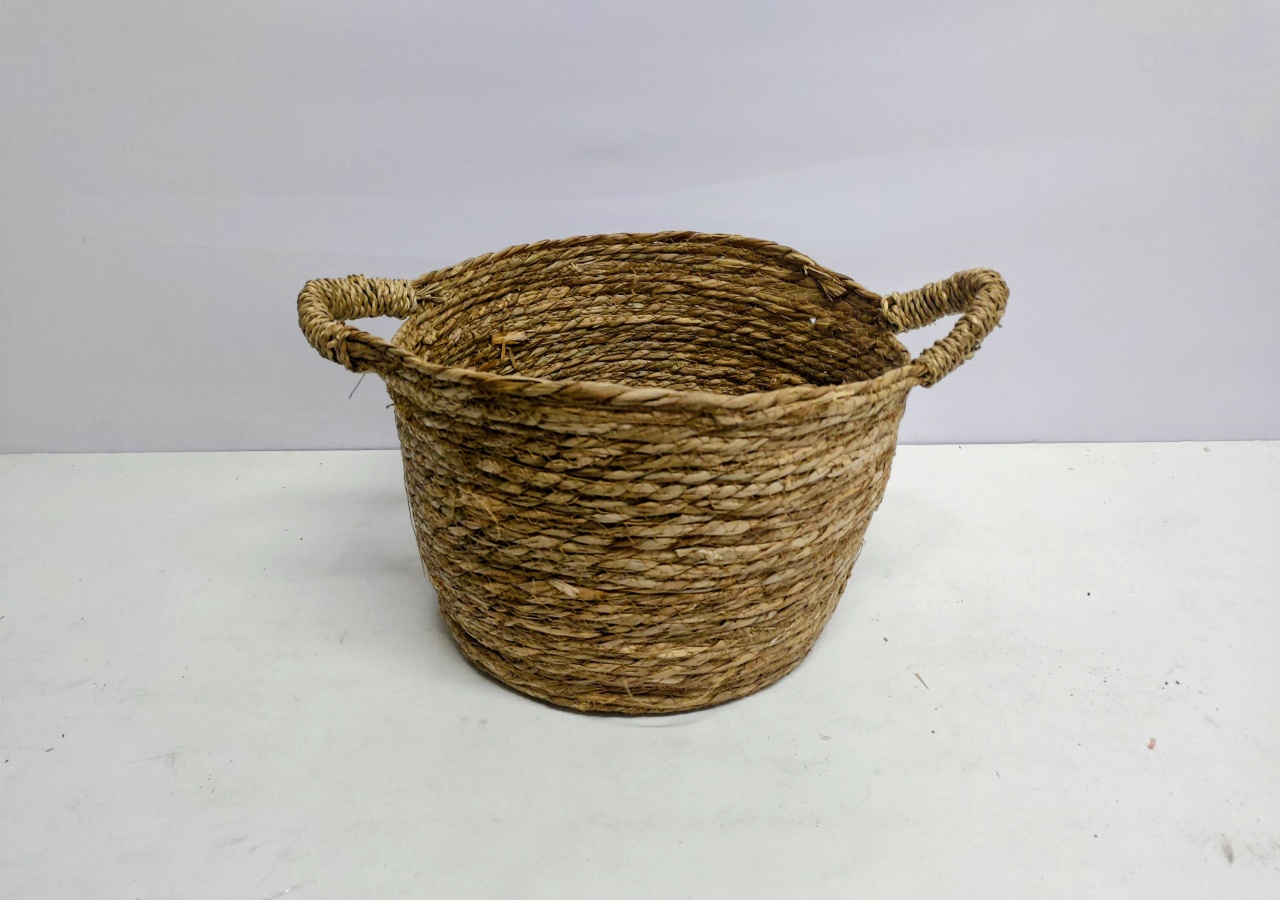 Cesto de Palha Com Alça 21Cm Alt X 31Cm Diametro   - BB Festas Aluguel 