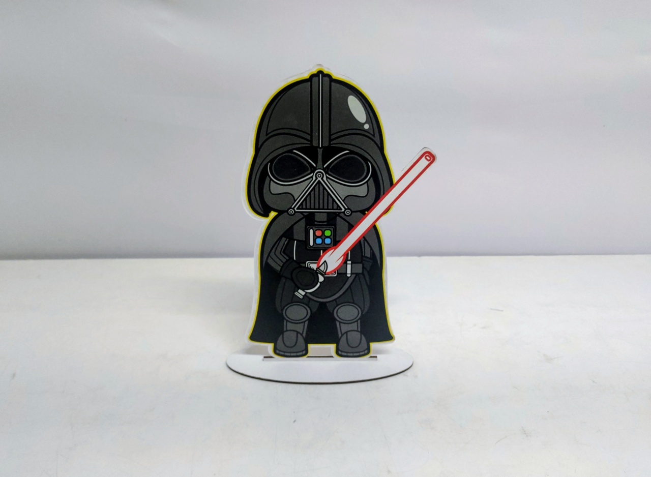 Totem Darth Vader (Star Wars) 30Cm Alt X 20Cm Larg  - BB Festas Aluguel 