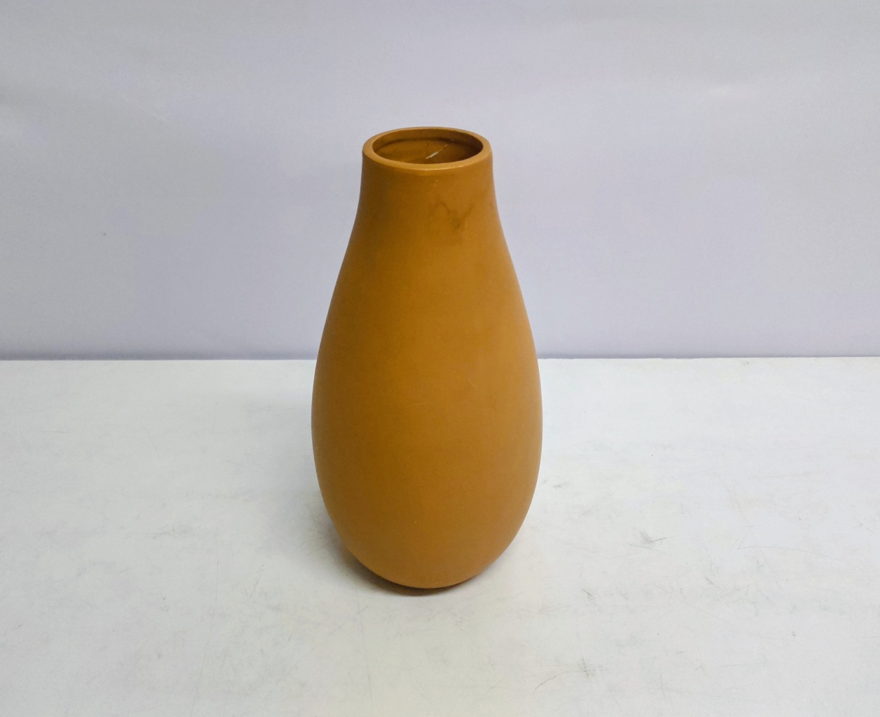 Vaso Arredondado Gota/G Mostarda Fosco 29Cm Alt X 15Cm Diametro - BB Festas Aluguel 