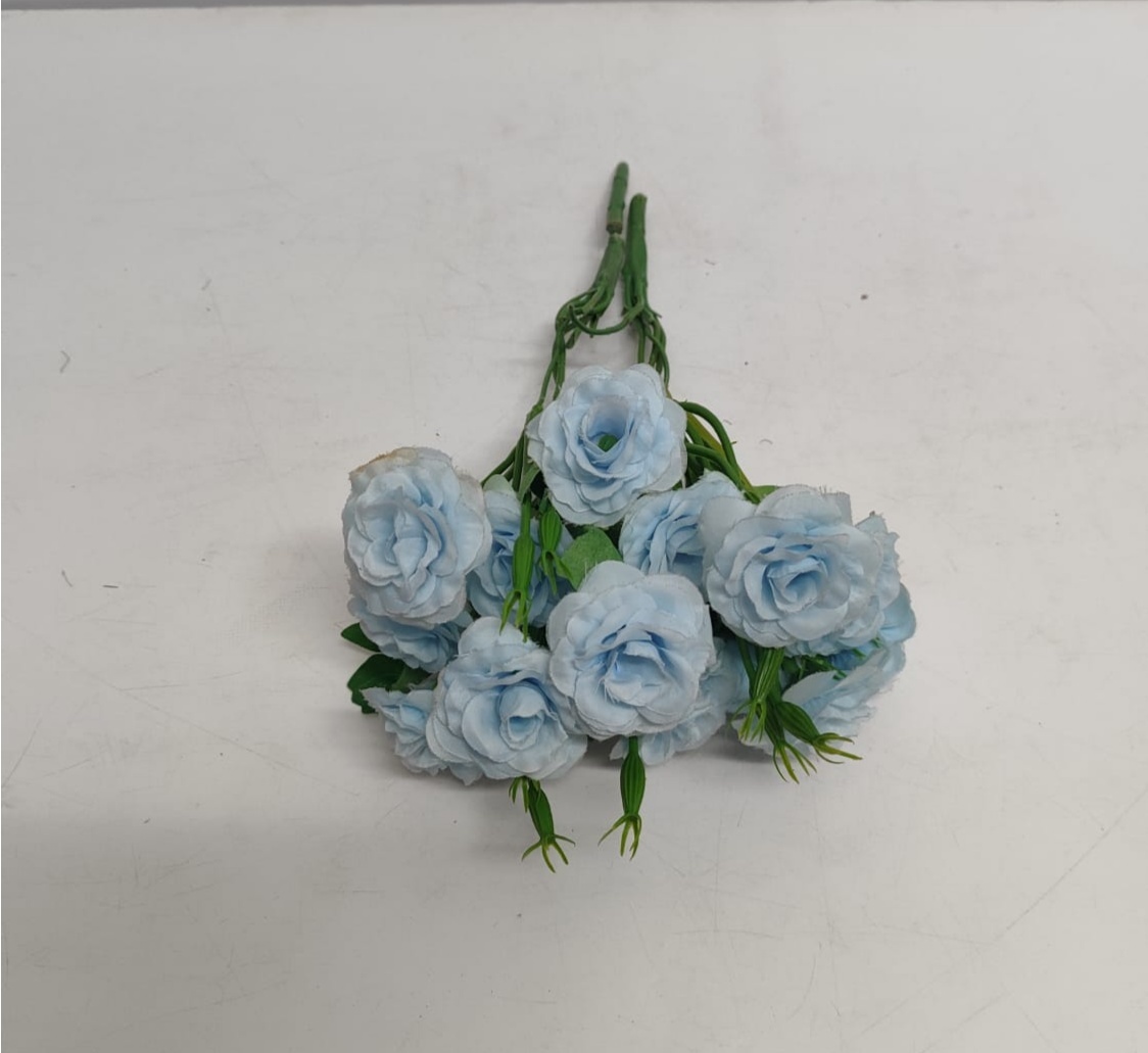 Arranjo Rosas Azul Claro - BBFestasAluguel 