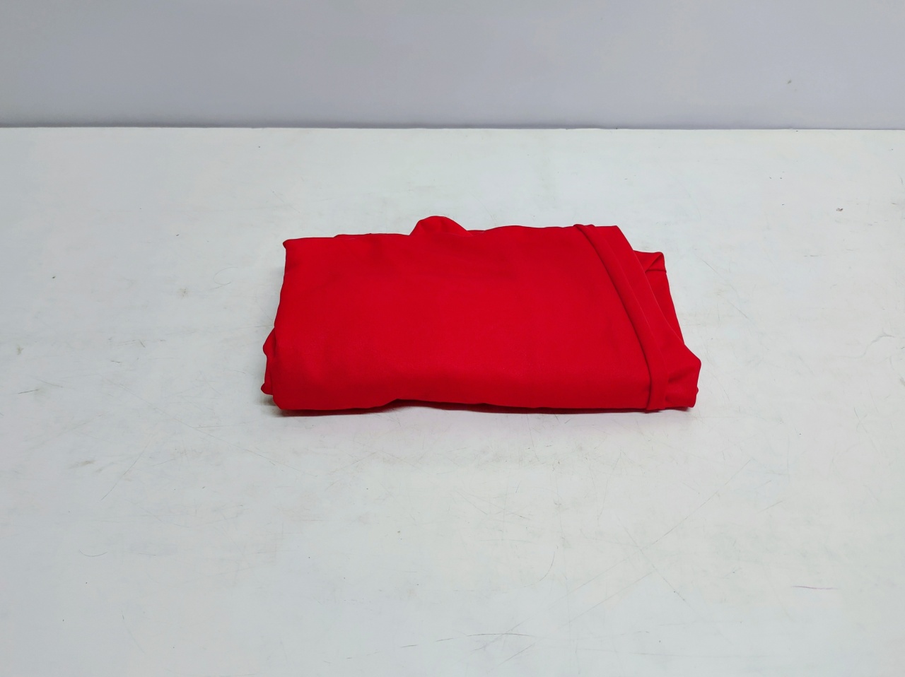 Capa de Cilindro M Vermelho  - BB Festas Aluguel 