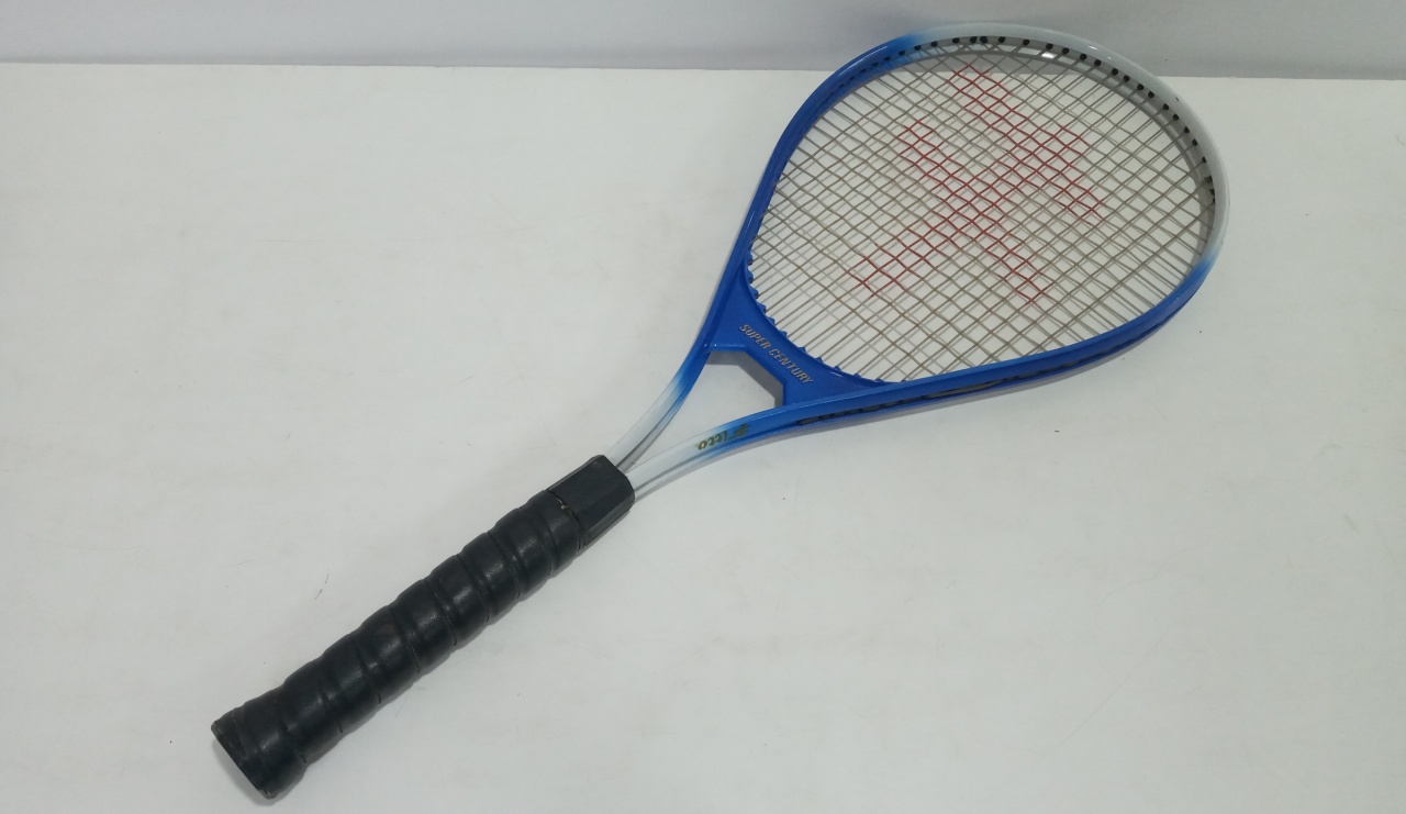 Raquete de Tênis Azul Com Branca 60Cm Alt X 45Cm Larg - BBFestasAluguel 