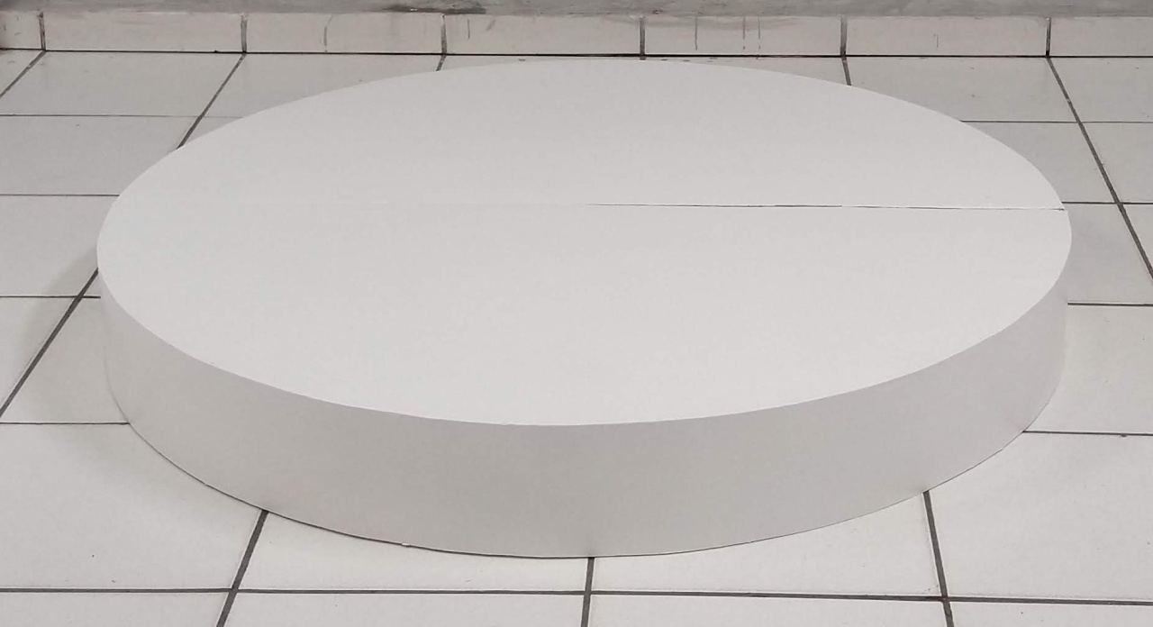 Palco Redondo Branco 80Cm Diametro  - BB Festas Aluguel 