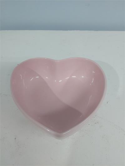Bandeja Fundo Coração Rosa Claro 7Cm Alt 16Cm Larg X 18Cm Comp - BB Festas Aluguel 