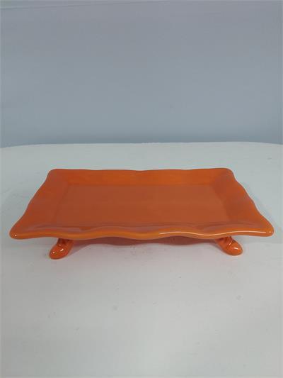 Bandeja Retangular Babado Com Pé Laranja Alt5Cm 16Cm X 28Cm - BB Festas Aluguel 