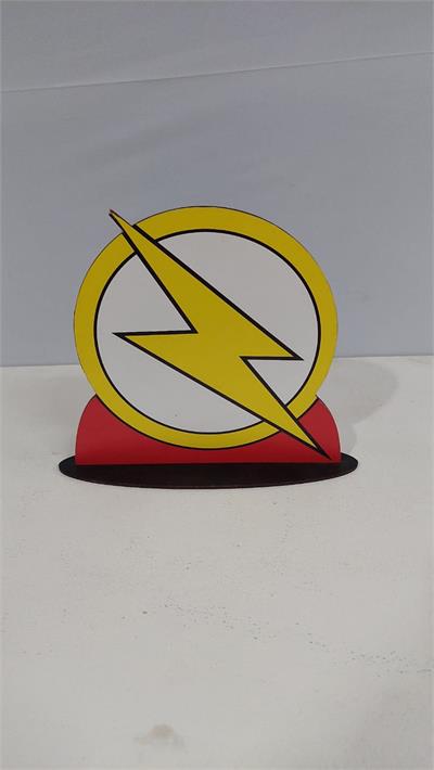 Totem Simbolo Flash Em Mdf (Herois) 19Cm X 22Cm - BB Festas Aluguel 