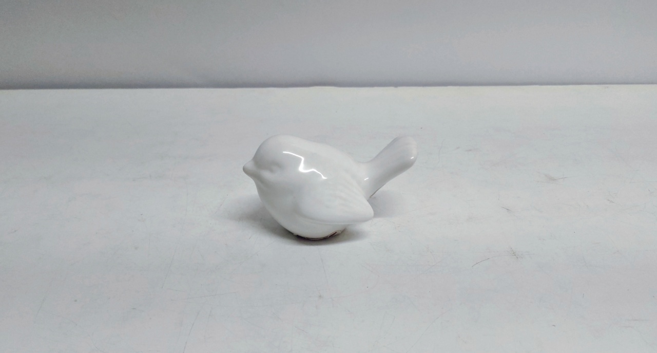 Passáro Louça Branco Candy 7Cm Alt X 7Cm Larg X 12 Cm Comp - BB Festas Aluguel 