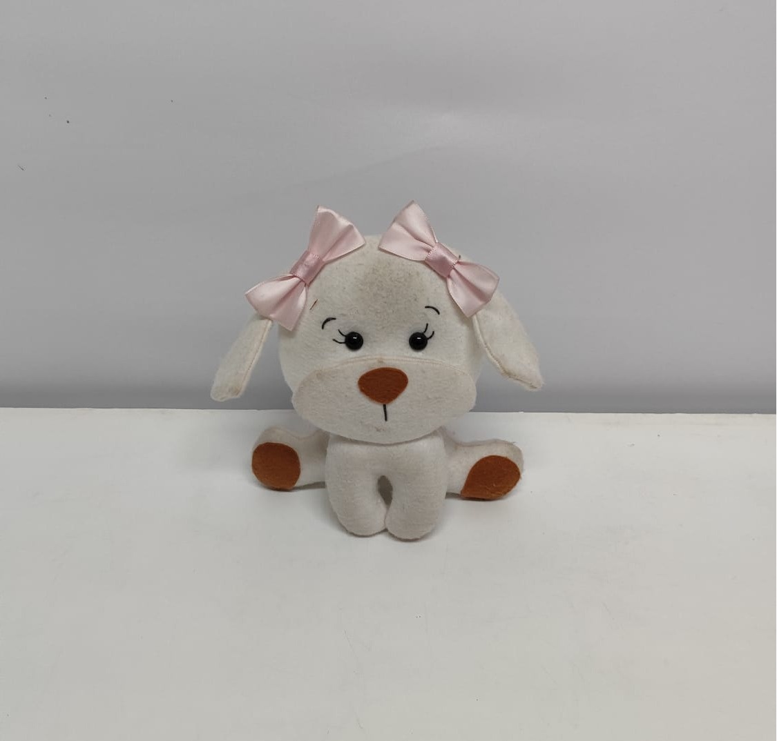 Feltro Cachorro Branco  - BB Festas Aluguel 