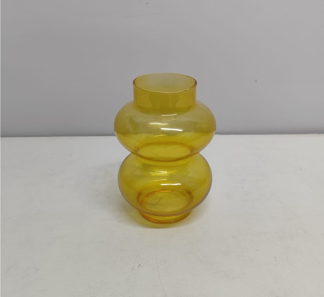 Vaso de Vidro Orgânico Amarelo 17Cm Alt X 12Cm Diametro  - BBFestasAluguel 