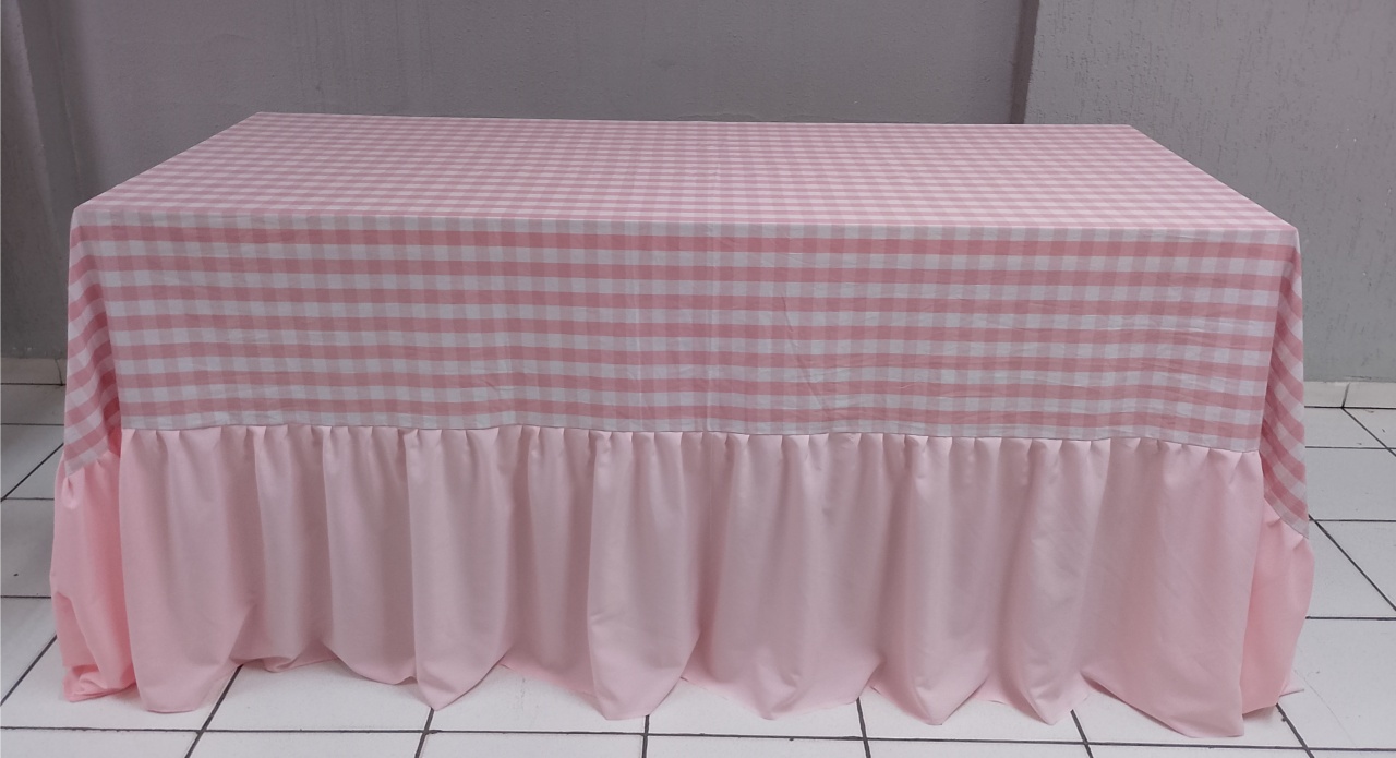 Toalha Decorativa Xadrez Babado Rosa Claro - BBFestasAluguel 