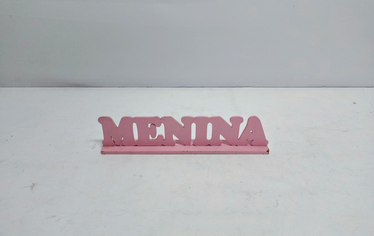 Totem Nome Menina Rosa (Chá Baby) 7Cm X 30Cm Larg - BB Festas Aluguel 