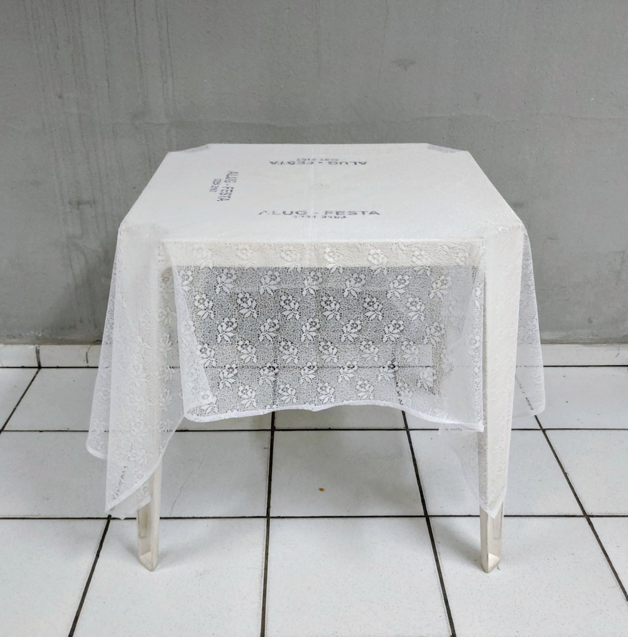Tampo Renda Flor Pequeno Branco - BBFestasAluguel 