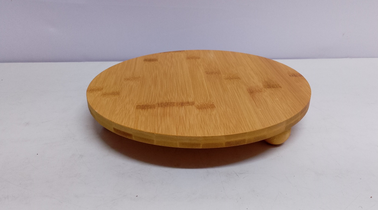 Boleira Redonda de Bambu Com Pé 5Cm Alt X 30Cm Diametro  - BB Festas Aluguel 