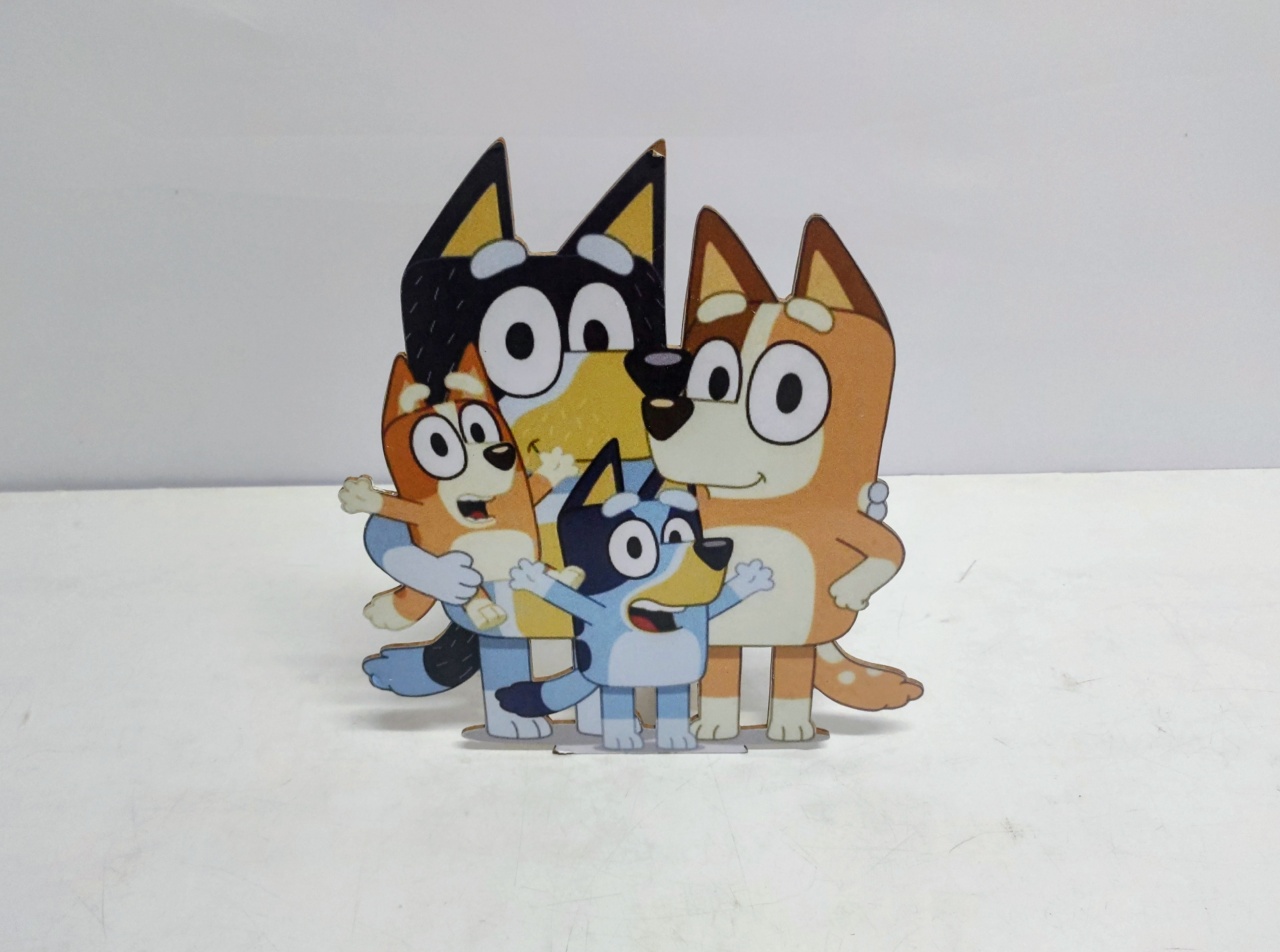 Totem Família Heeler (Bluey) 30Cm Alt X 28Cm Larg  - BB Festas Aluguel 
