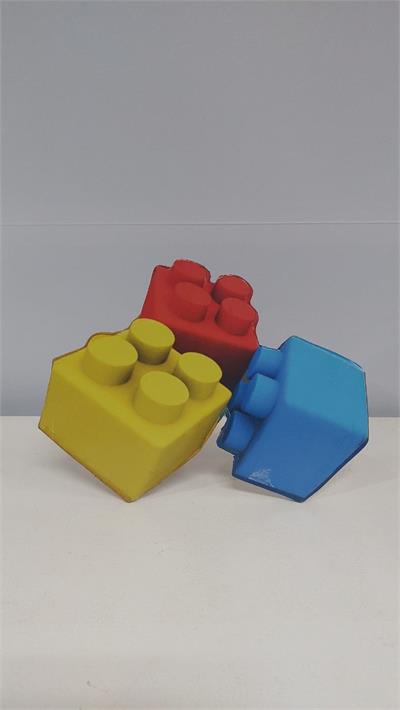 Totem Peças Lego Em Mdf 20Cm X 28Cm - BB Festas Aluguel 