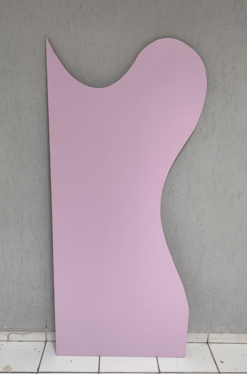 Painel Madeira Orgânico Lilás 1,80M Alt X 80Cm Larg - BBFestasAluguel 
