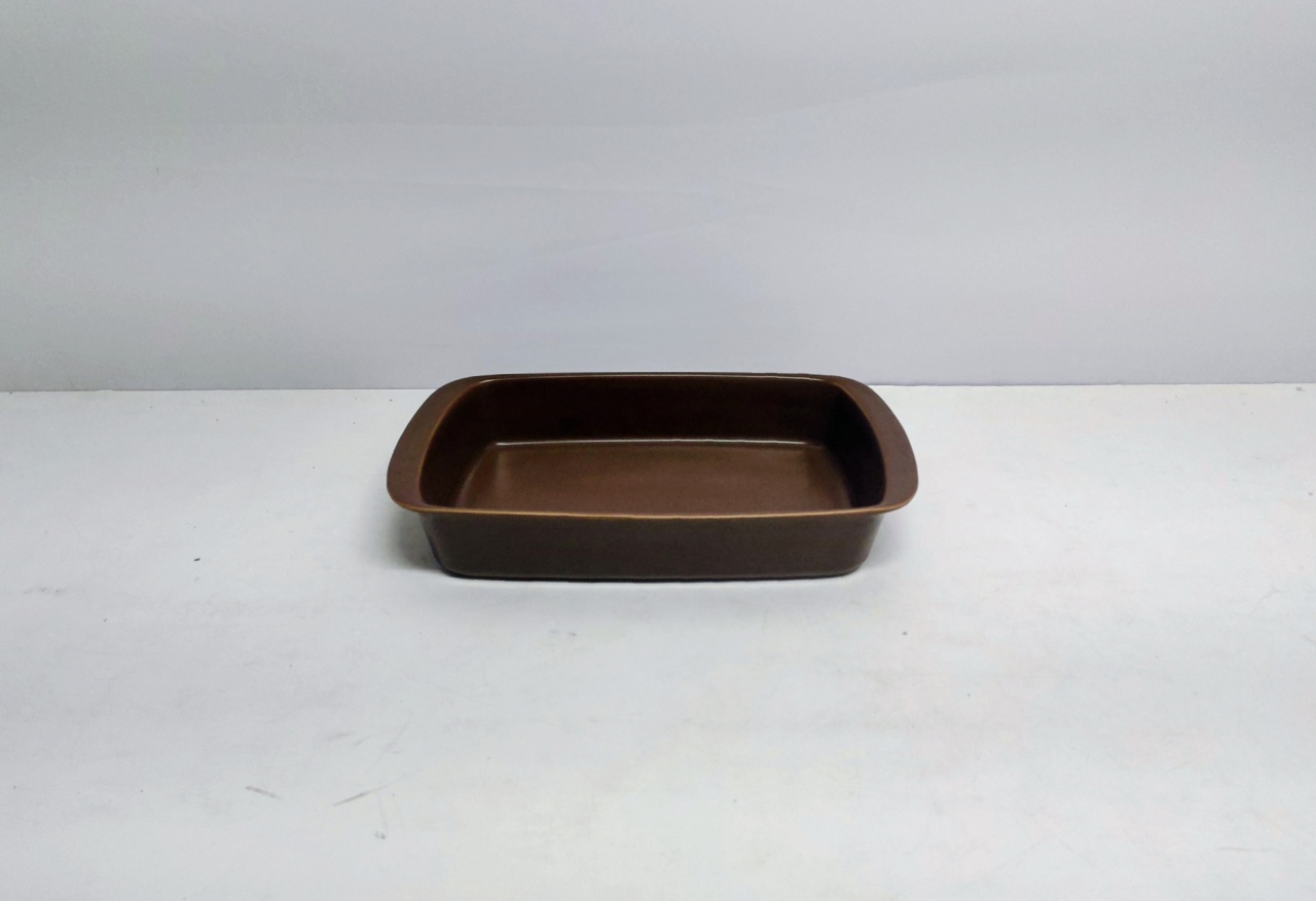 Refratário Retangular/P Marrom 6Cm Alt X 21Cm Larg X 34Cm Comp - BB Festas Aluguel 