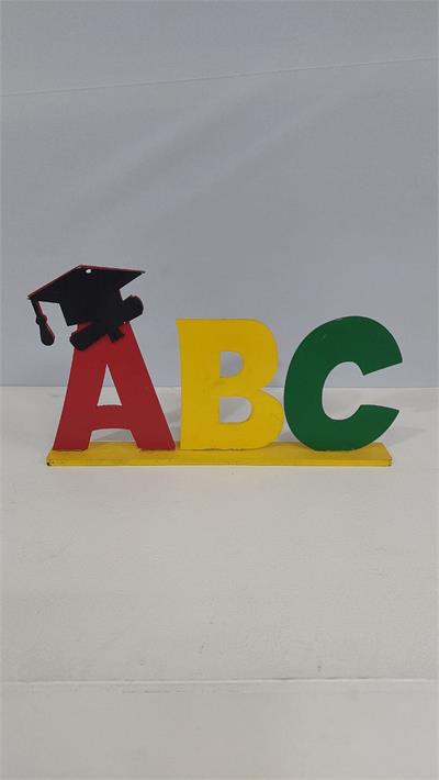 Totem Abc Com Capelo Em Mdf (Abc) 13Cm X 30Cm - BB Festas Aluguel 