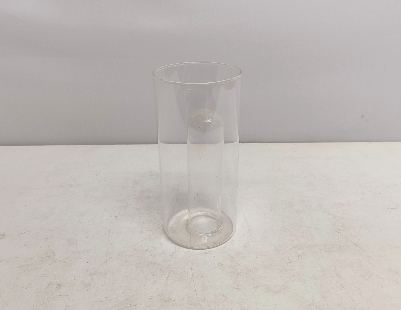 Vaso de Vidro Cilindro 20Cm Alt X 9Cm Diametro  - BB Festas Aluguel 