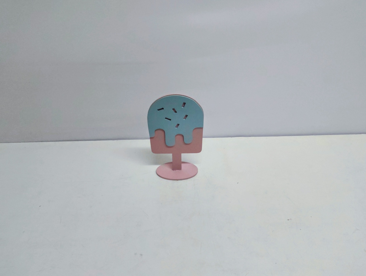Totem Picolé 22Cm Alt X 11Cm Larg  - BB Festas Aluguel 