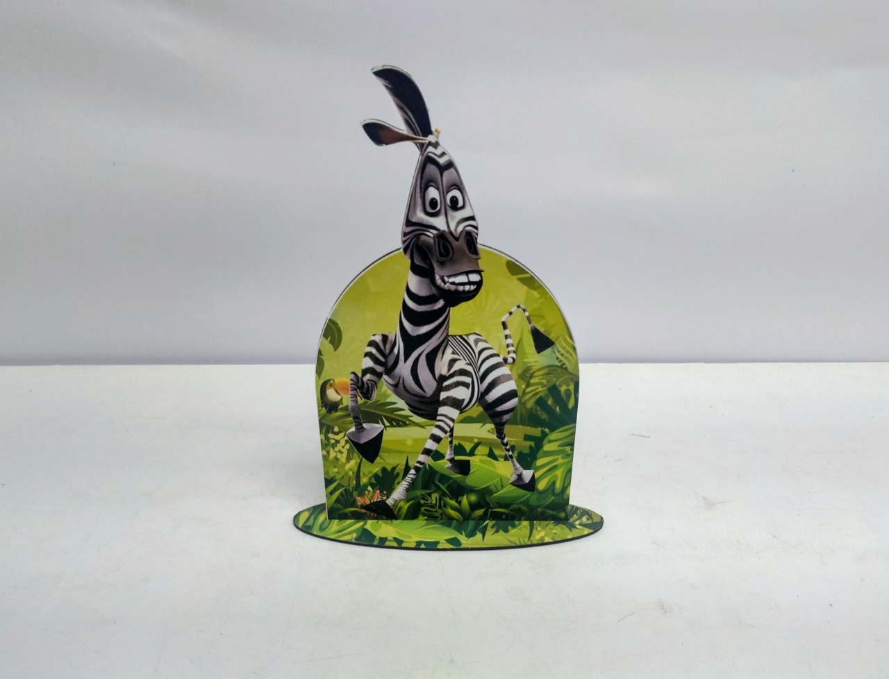 Totem Marty(Madagascar) 31Cm Alt X 22Cm Larg - BB Festas Aluguel 