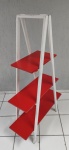 Estante Cavelte Branco Prateleiras Vermelho 1,60M Alt  - imagem 2