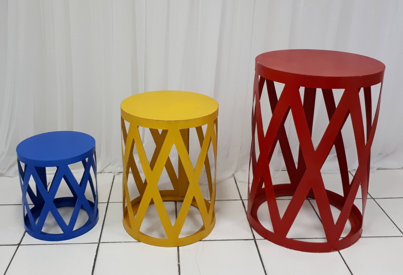 Trio de Cilindro Treliçado Cores Escuras  - BB Festas Aluguel 