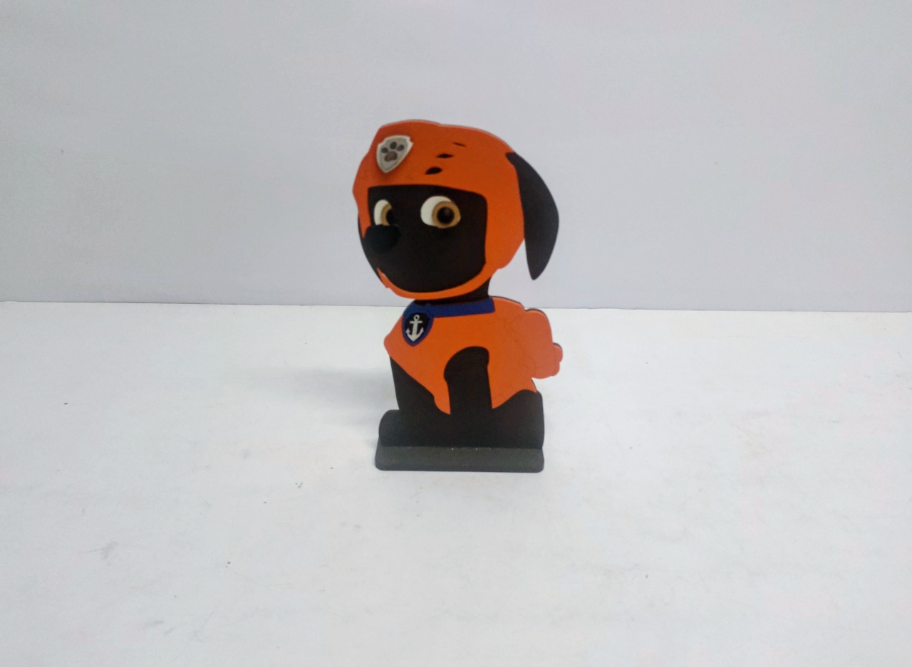 Totem Zuma (Patrulha Canina) 26Cm Alt X 13Cm Larg  - BB Festas Aluguel 