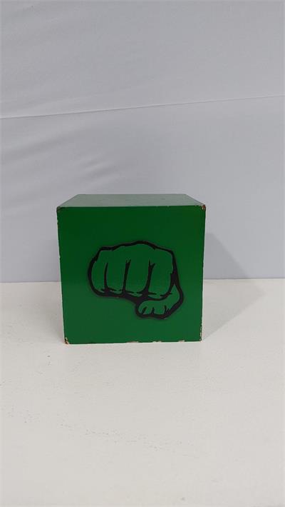 Cubo Simbolo Hulk Em Mdf (Herois)  15Cm X 15Cm - BB Festas Aluguel 