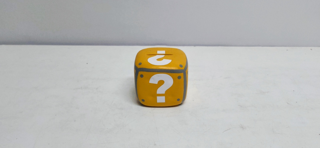 Cubo da Sorte Interrogação Decorativo (Super Mario) 8Cm Alt X 8Cm  X 8Cm  - BB Festas Aluguel 